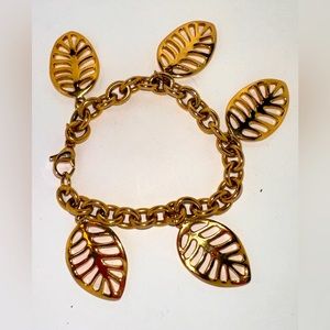 VINTAGE unsigned brooch